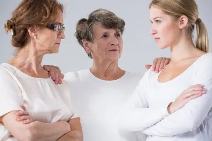 Le manque d’amour envers les beaux-parents, un problème courant au sein d’un foyer