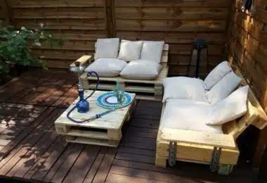 Créez un salon de jardin en palette moderne : guide complet de fabrication