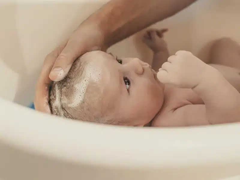 Les bienfaits du gel lavant pour bébé