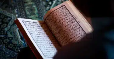 Les origines et l'histoire de la rédaction du Coran