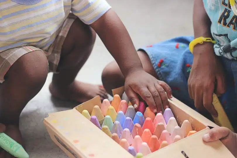 Qui a inventé l'éducation positive ?