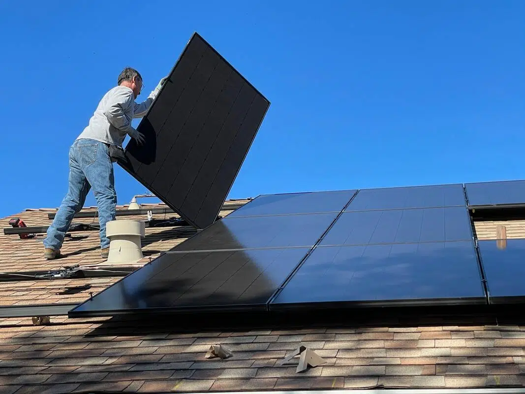 Installation de panneaux solaires